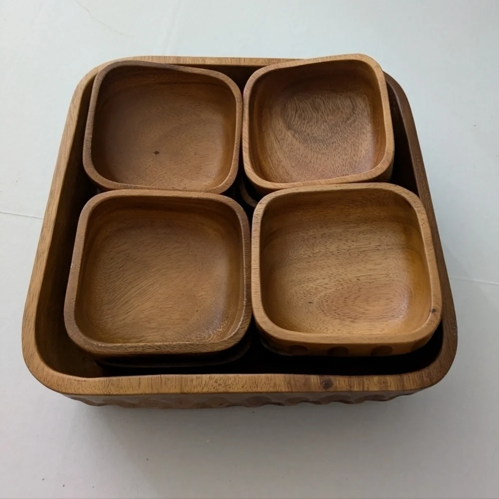 Vintage 9 piece Monkey Pod Wooden Salad Bowls Serving Bowls Dishes